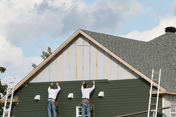 Professional Siding Replacement technician working in Argyle, TX